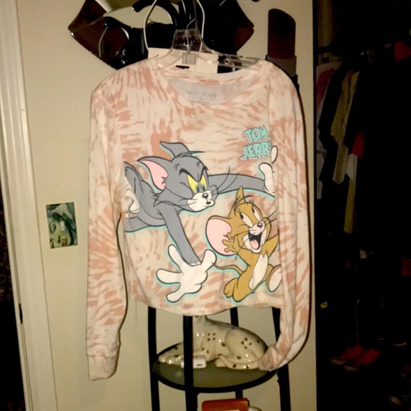 Tops - Cute Tom and jerry shirt